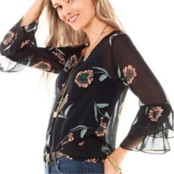 CAbi Tops - Cabi 5206 black floral La-Di-Da blouse Women’s size medium